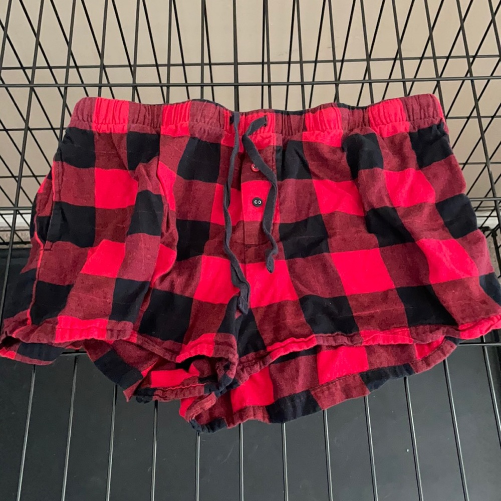 plaid shorts